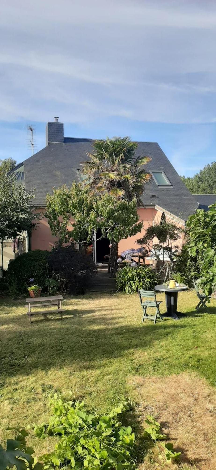 La Maison Rose - Avec Grand Jardin Clos A 300M De La Mer Hauteville-sur-Mer 外观 照片